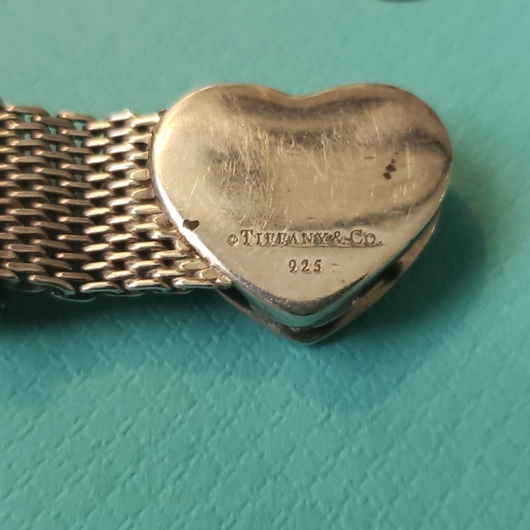 Tiffany Mesh Heart Buckle Bracelet - Picture 2 of 15